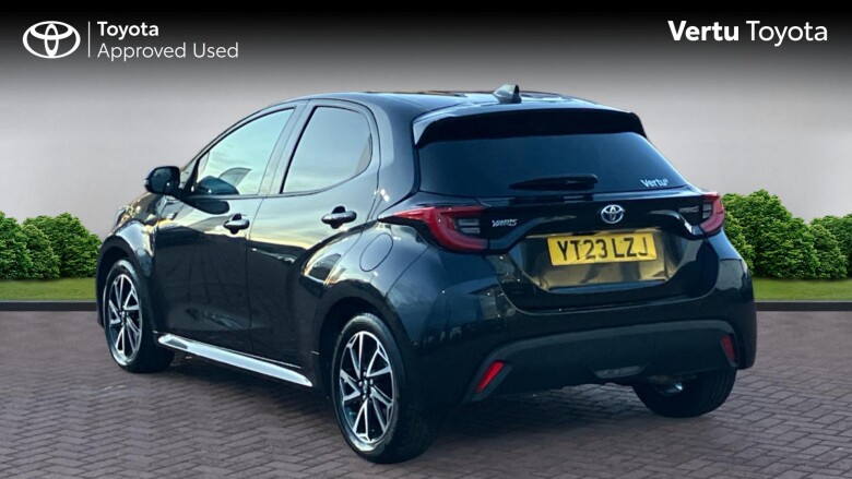 Toyota Yaris 1.5 Hybrid Design 5dr CVT Hybrid Hatchback